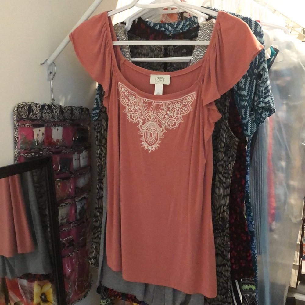 Salmon top
